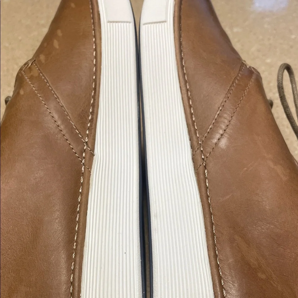 Johnston & Murphy Chestnut Brown Leather Derby Sneakers